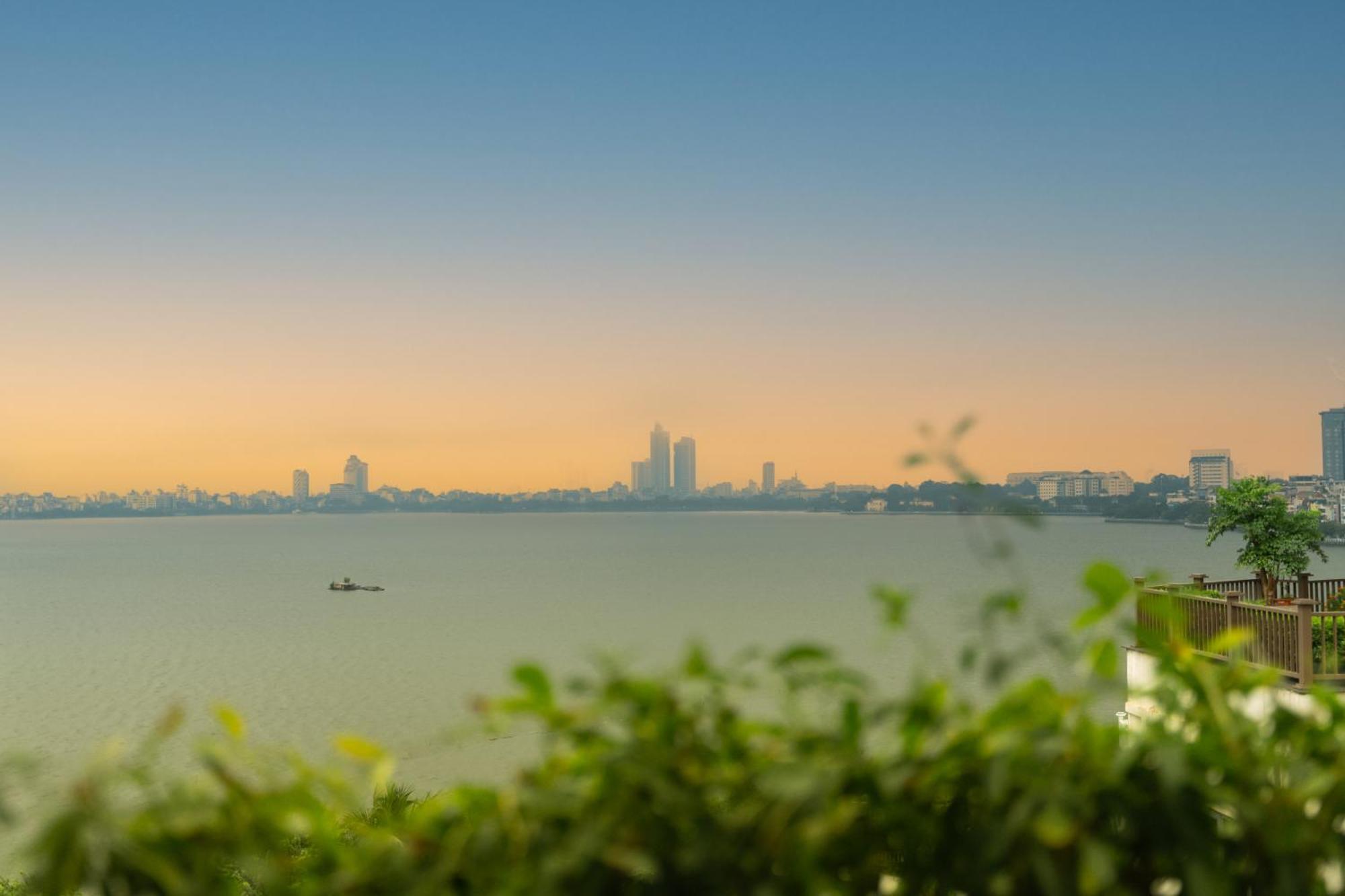 T98 Westlake Trich Sai - Tay Ho Center Lake View Studio Hà Nội Ngoại thất bức ảnh